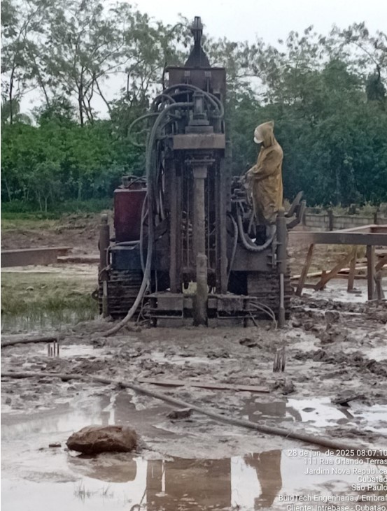 BUILDTECH ENGENHARIA Preparação de canteiro e limpeza de terreno